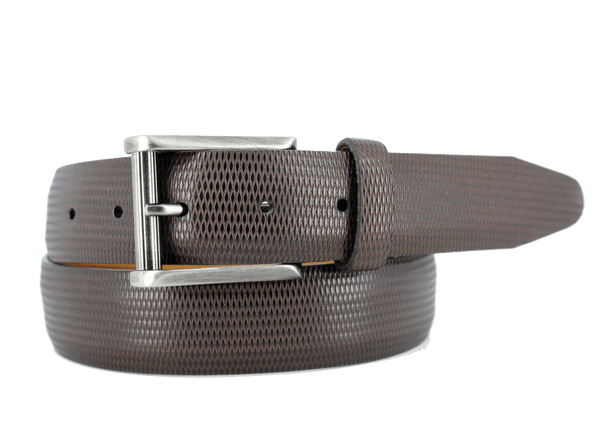 Men's classic Italian calfskin belt featuring a diamond print and gunmetal buckle, enhancing any outfit.